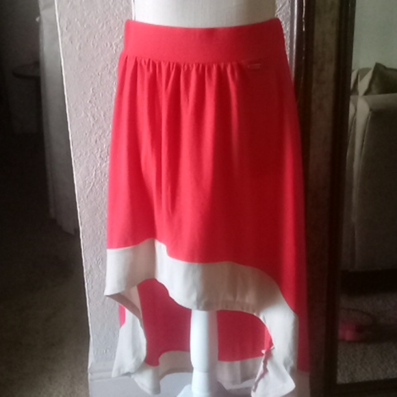 Clothes - Picture 4 of 4